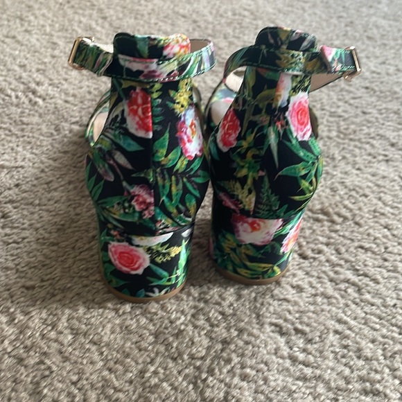 FREE PEOPLE Printed Marigold Block Heels - Picture 6 of 8